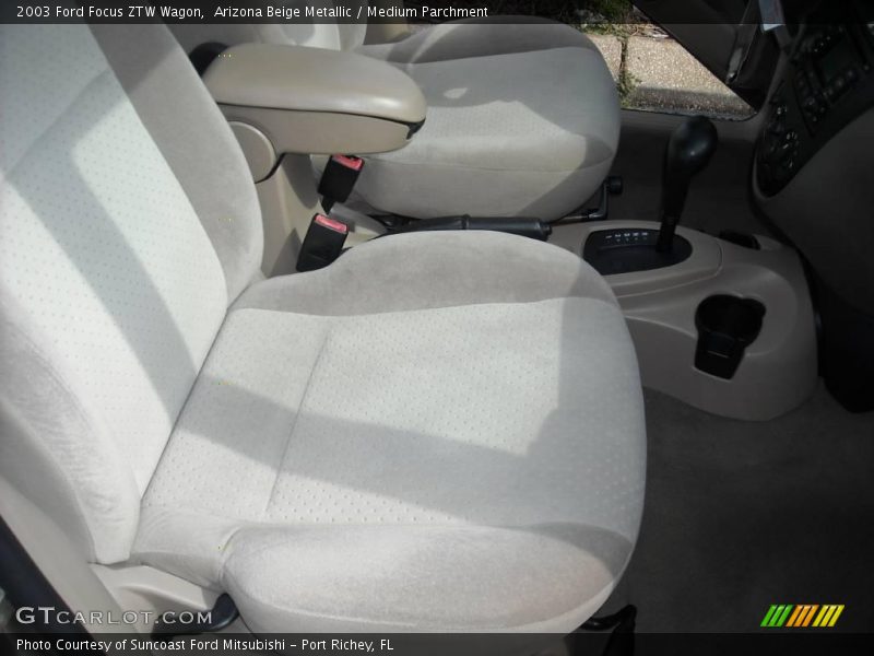 Arizona Beige Metallic / Medium Parchment 2003 Ford Focus ZTW Wagon