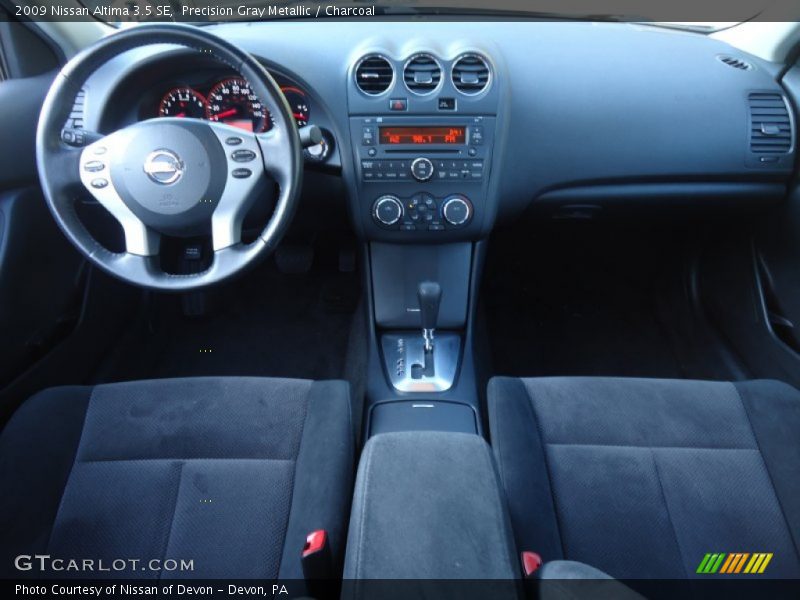 Dashboard of 2009 Altima 3.5 SE