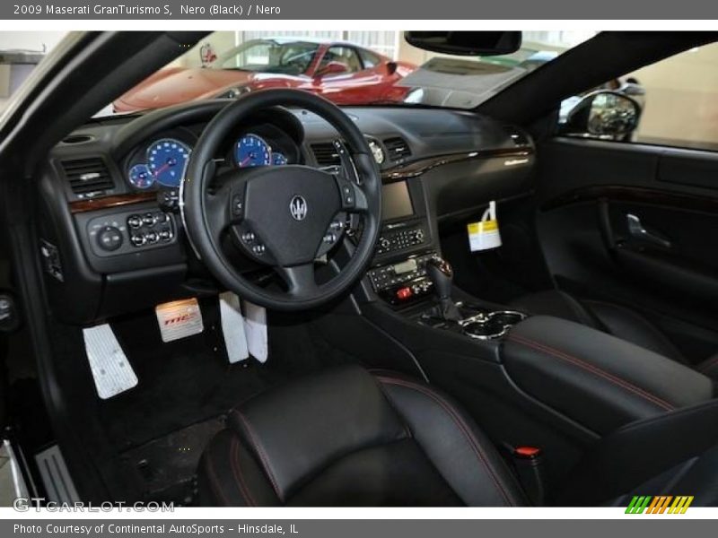Nero (Black) / Nero 2009 Maserati GranTurismo S