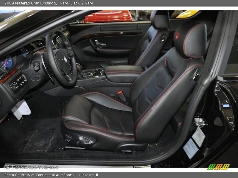  2009 GranTurismo S Nero Interior