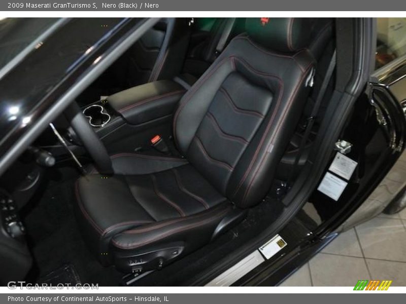 Nero (Black) / Nero 2009 Maserati GranTurismo S