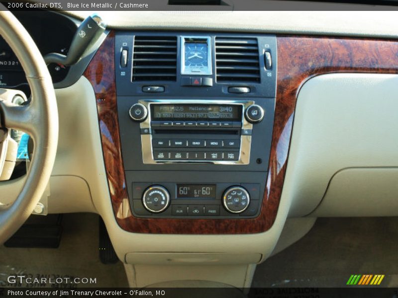 Blue Ice Metallic / Cashmere 2006 Cadillac DTS