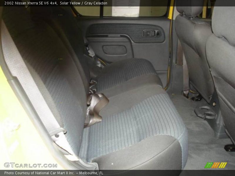 Solar Yellow / Gray Celadon 2002 Nissan Xterra SE V6 4x4