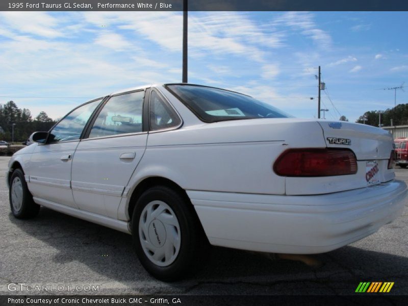 Performance White / Blue 1995 Ford Taurus GL Sedan