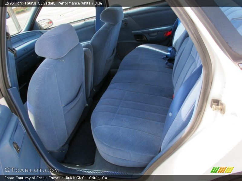 Performance White / Blue 1995 Ford Taurus GL Sedan