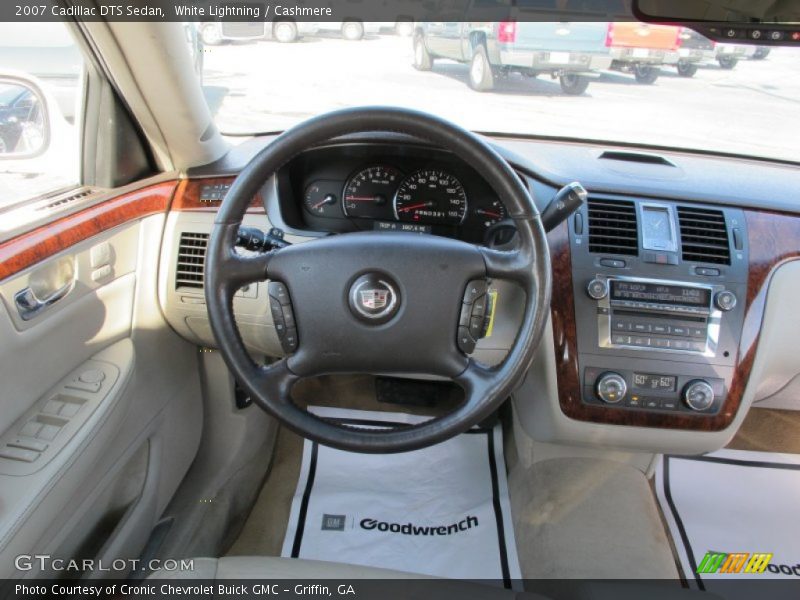 White Lightning / Cashmere 2007 Cadillac DTS Sedan
