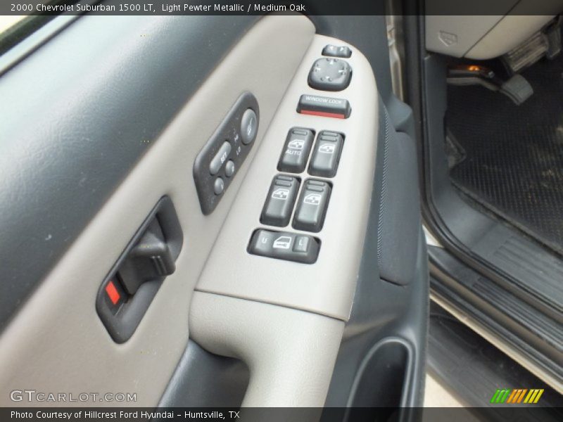 Light Pewter Metallic / Medium Oak 2000 Chevrolet Suburban 1500 LT