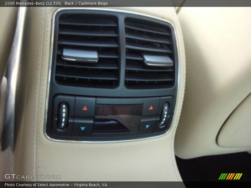 Black / Cashmere Beige 2006 Mercedes-Benz CLS 500
