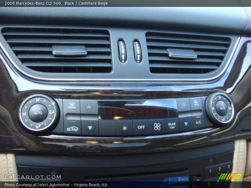 Black / Cashmere Beige 2006 Mercedes-Benz CLS 500