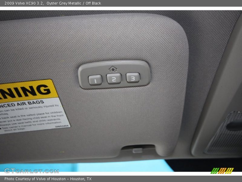 Oyster Grey Metallic / Off Black 2009 Volvo XC90 3.2