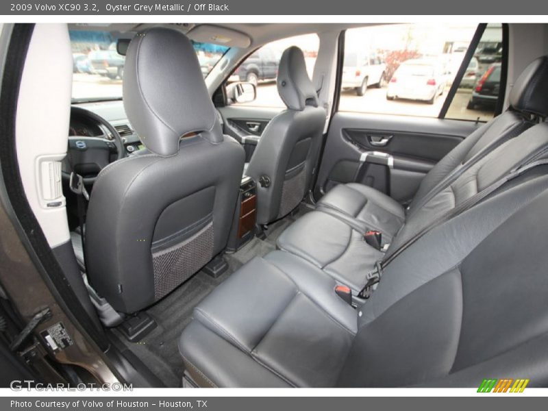 Oyster Grey Metallic / Off Black 2009 Volvo XC90 3.2