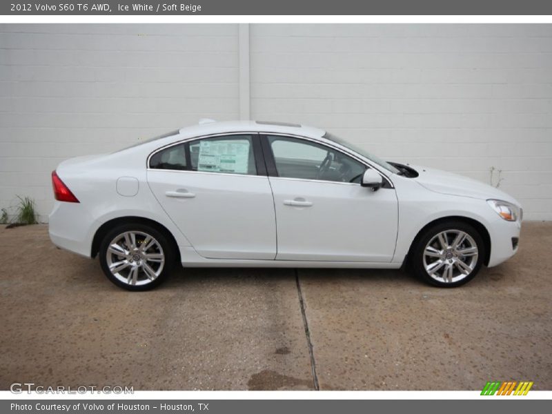 Ice White / Soft Beige 2012 Volvo S60 T6 AWD