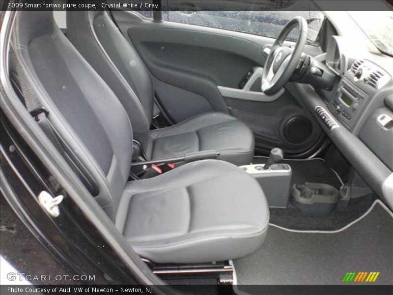 Crystal White / Gray 2009 Smart fortwo pure coupe