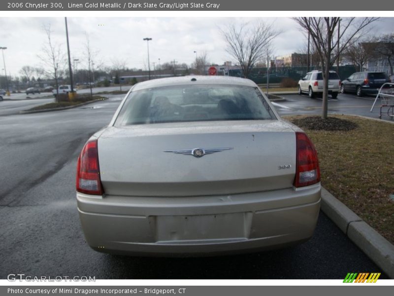 Linen Gold Metallic / Dark Slate Gray/Light Slate Gray 2006 Chrysler 300