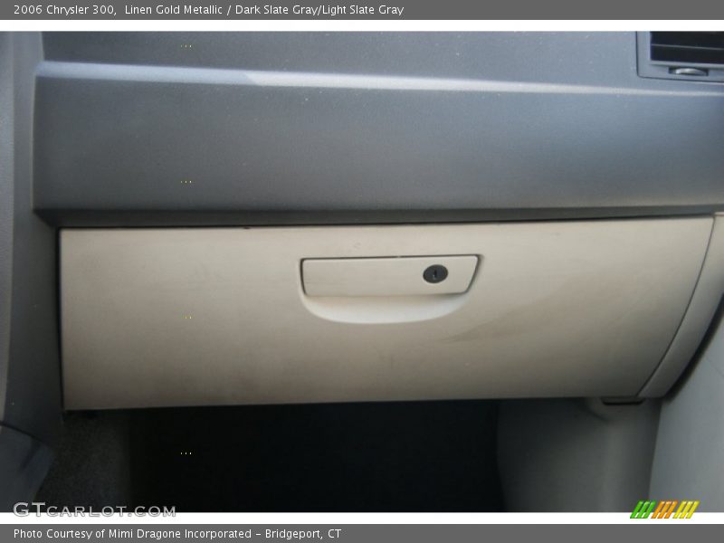 Linen Gold Metallic / Dark Slate Gray/Light Slate Gray 2006 Chrysler 300