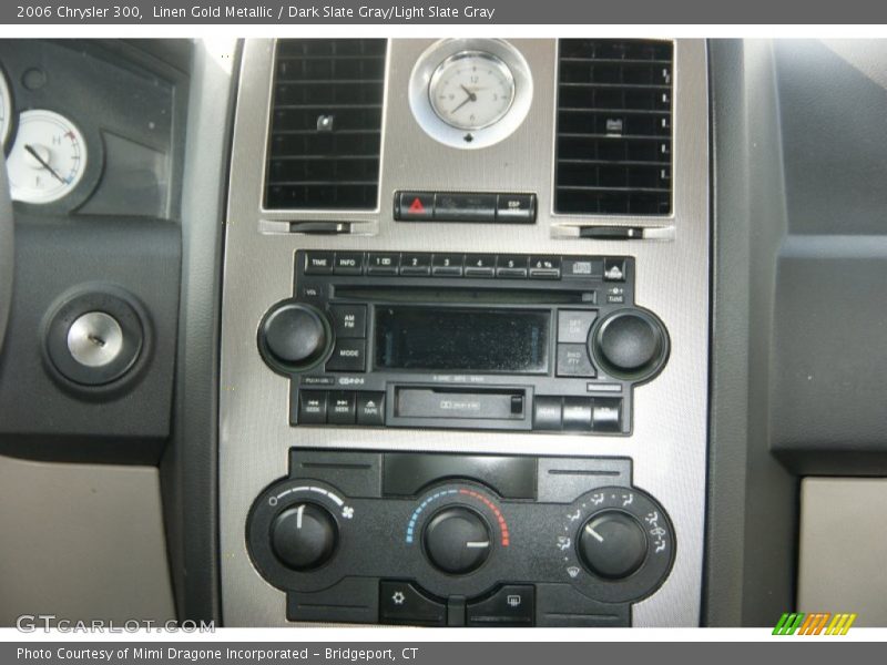 Linen Gold Metallic / Dark Slate Gray/Light Slate Gray 2006 Chrysler 300