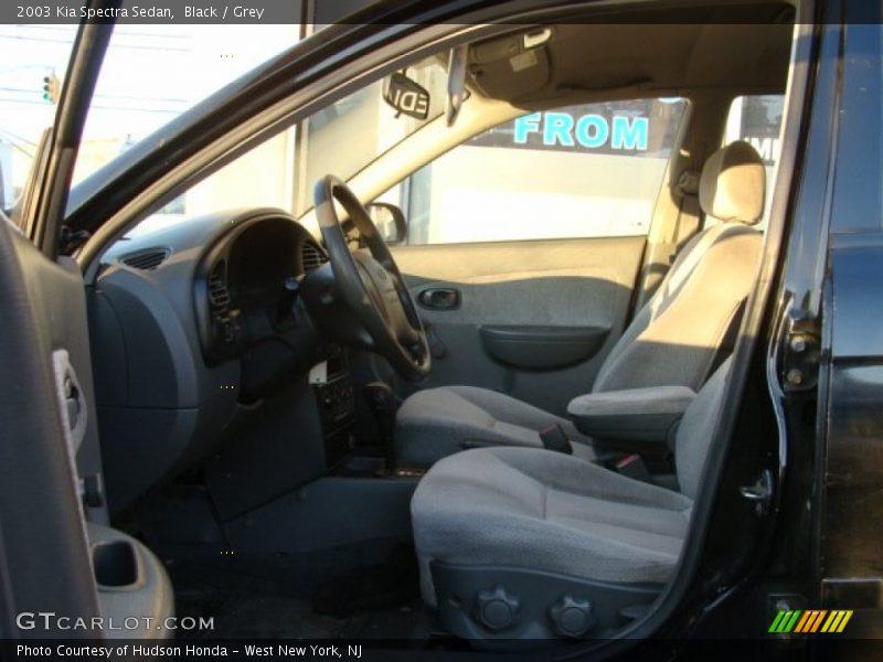 Black / Grey 2003 Kia Spectra Sedan