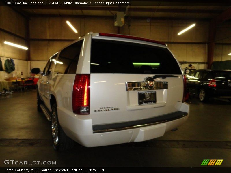 White Diamond / Cocoa/Light Cashmere 2007 Cadillac Escalade ESV AWD