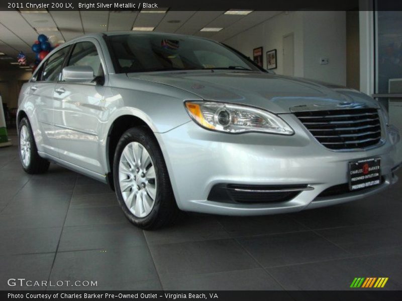 Bright Silver Metallic / Black 2011 Chrysler 200 LX