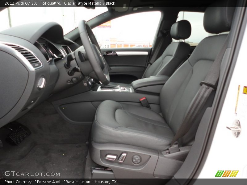 Front Seat of 2012 Q7 3.0 TFSI quattro