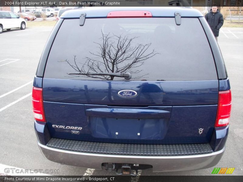 Dark Blue Pearl Metallic / Graphite 2004 Ford Explorer XLT 4x4