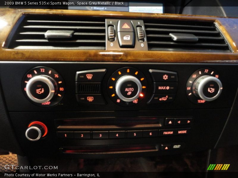 Controls of 2009 5 Series 535xi Sports Wagon
