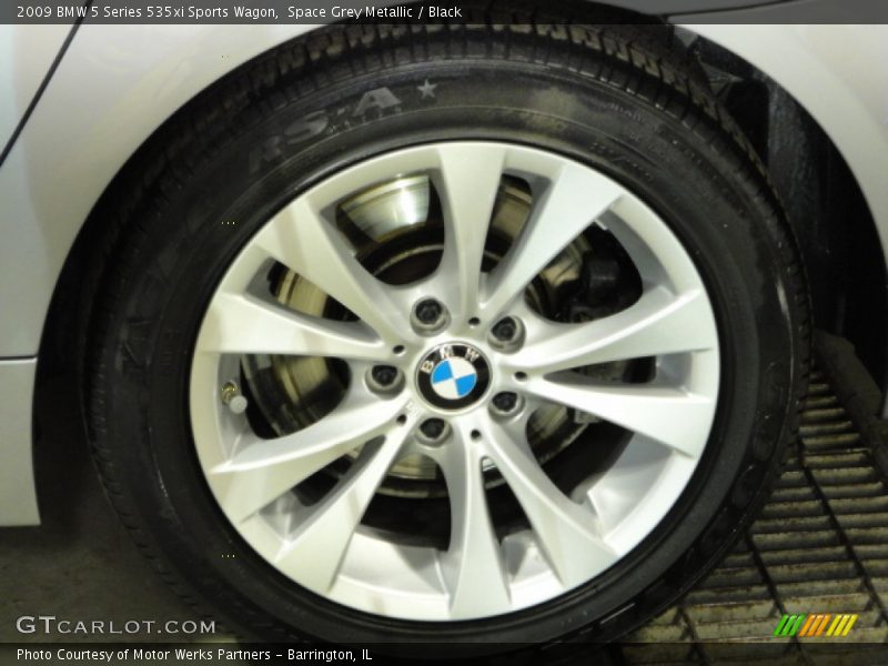  2009 5 Series 535xi Sports Wagon Wheel