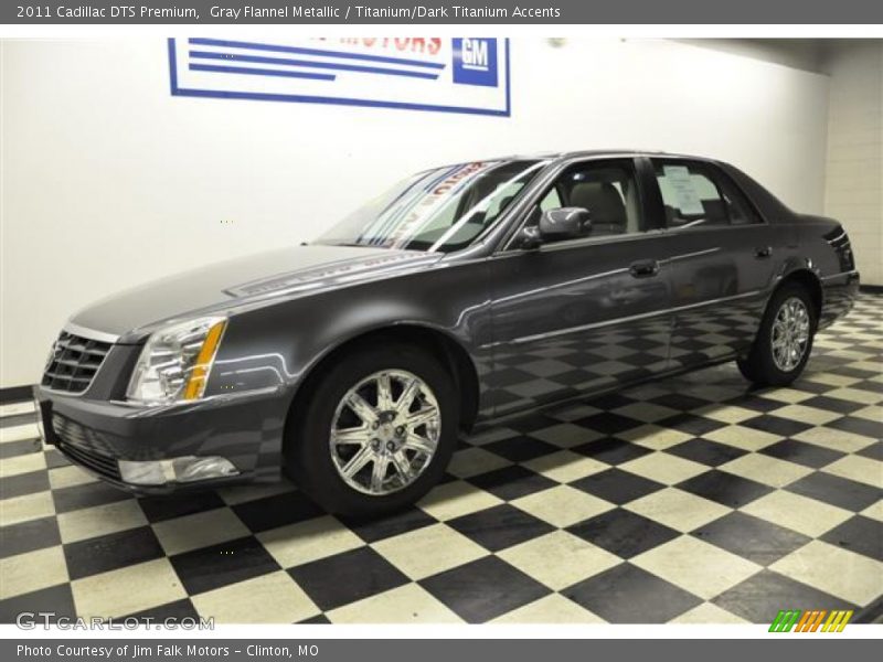 Gray Flannel Metallic / Titanium/Dark Titanium Accents 2011 Cadillac DTS Premium