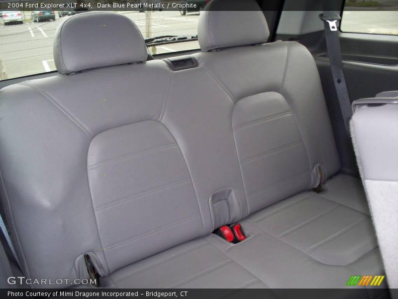 Dark Blue Pearl Metallic / Graphite 2004 Ford Explorer XLT 4x4