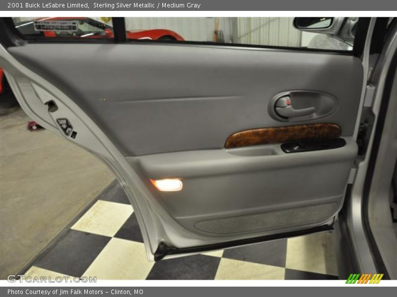 Sterling Silver Metallic / Medium Gray 2001 Buick LeSabre Limited