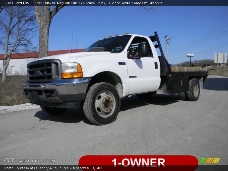 Oxford White / Medium Graphite 2001 Ford F450 Super Duty XL Regular Cab 4x4 Stake Truck