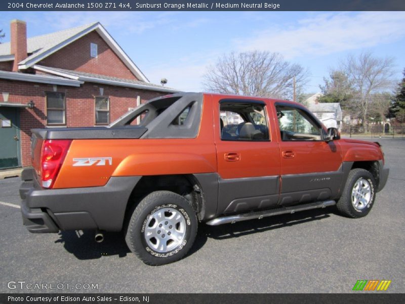 Sunburst Orange Metallic / Medium Neutral Beige 2004 Chevrolet Avalanche 1500 Z71 4x4