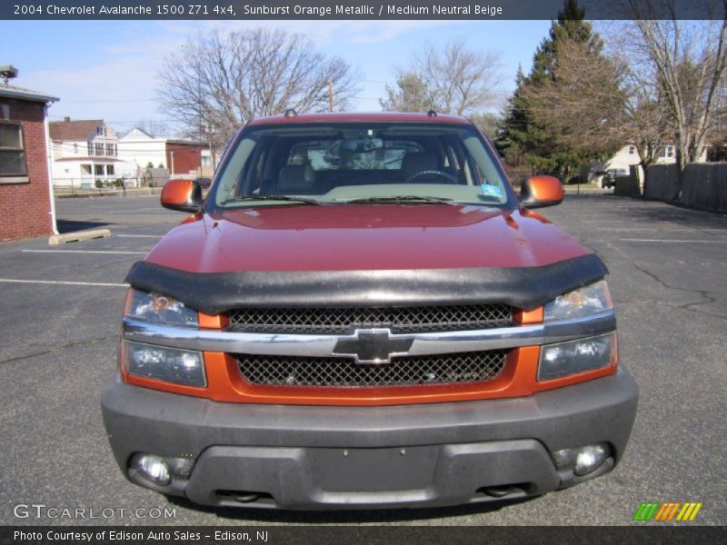 Sunburst Orange Metallic / Medium Neutral Beige 2004 Chevrolet Avalanche 1500 Z71 4x4