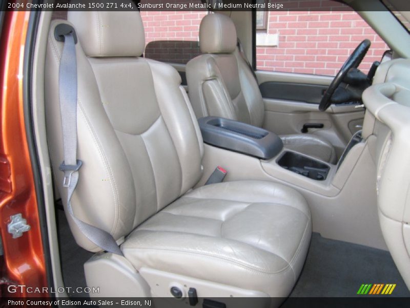 Sunburst Orange Metallic / Medium Neutral Beige 2004 Chevrolet Avalanche 1500 Z71 4x4