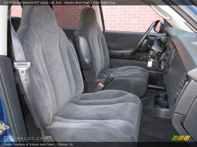 Atlantic Blue Pearl / Dark Slate Gray 2004 Dodge Dakota SXT Quad Cab 4x4