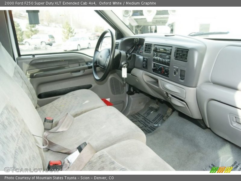 Oxford White / Medium Graphite 2000 Ford F250 Super Duty XLT Extended Cab 4x4