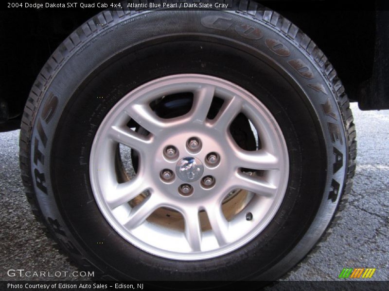  2004 Dakota SXT Quad Cab 4x4 Wheel