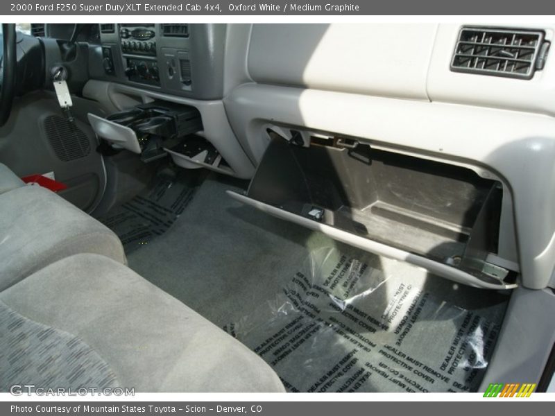 Oxford White / Medium Graphite 2000 Ford F250 Super Duty XLT Extended Cab 4x4