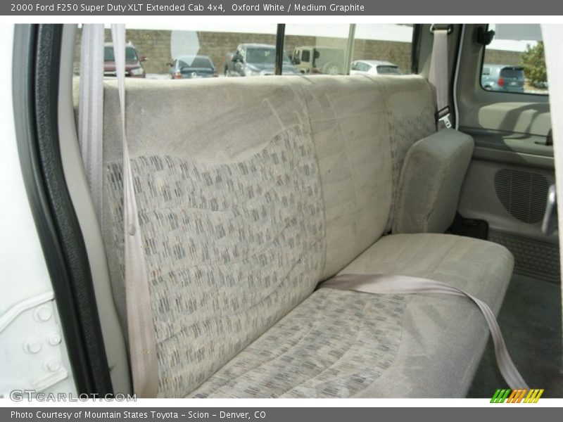 Oxford White / Medium Graphite 2000 Ford F250 Super Duty XLT Extended Cab 4x4