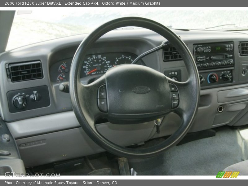  2000 F250 Super Duty XLT Extended Cab 4x4 Steering Wheel