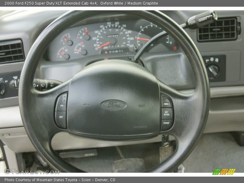 Oxford White / Medium Graphite 2000 Ford F250 Super Duty XLT Extended Cab 4x4
