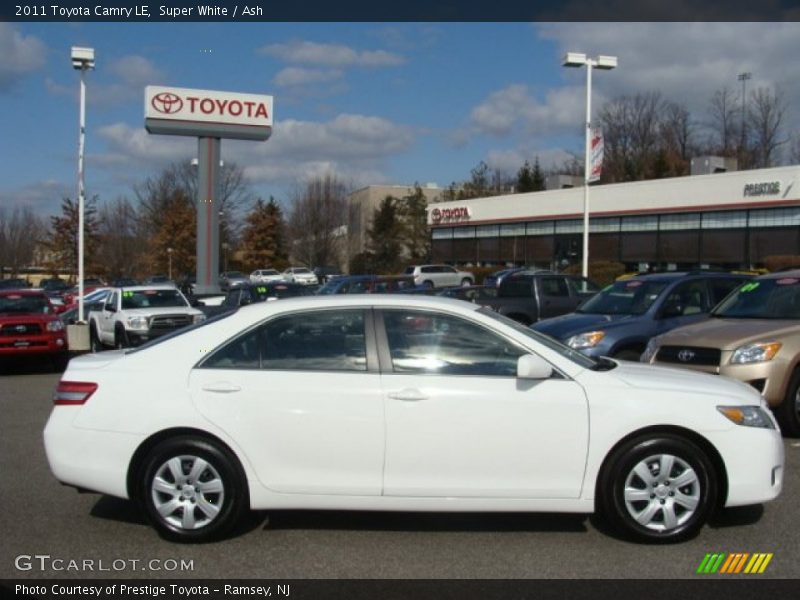 Super White / Ash 2011 Toyota Camry LE