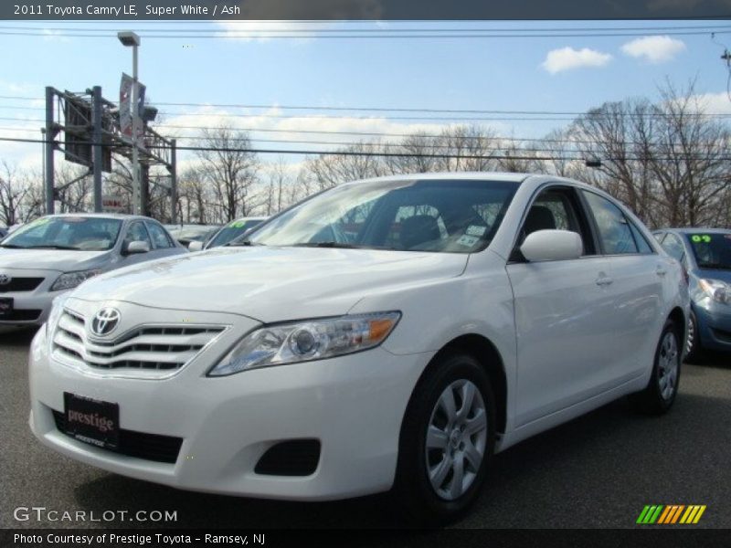 Super White / Ash 2011 Toyota Camry LE