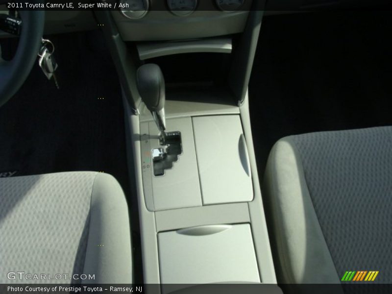 Super White / Ash 2011 Toyota Camry LE