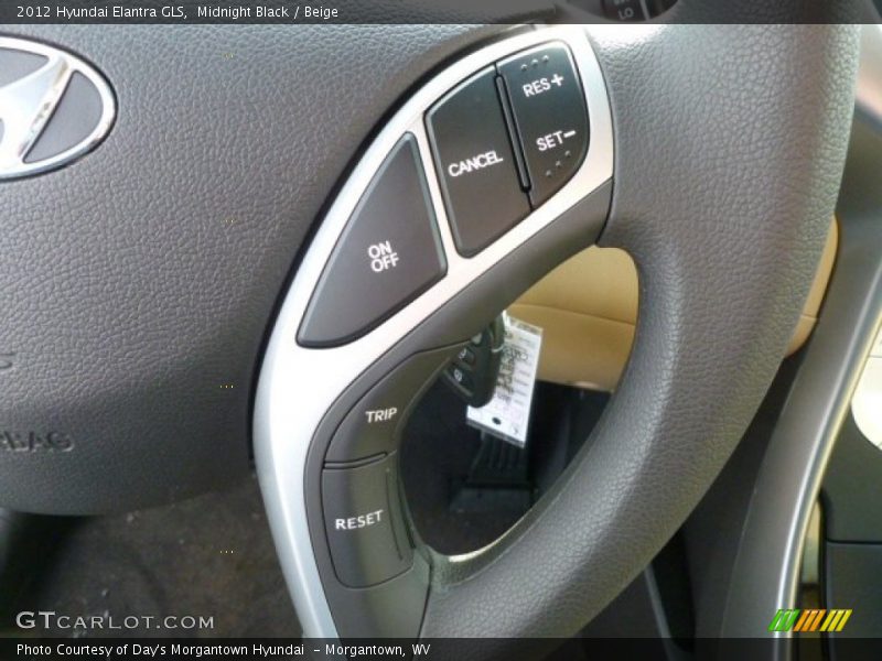 Controls of 2012 Elantra GLS