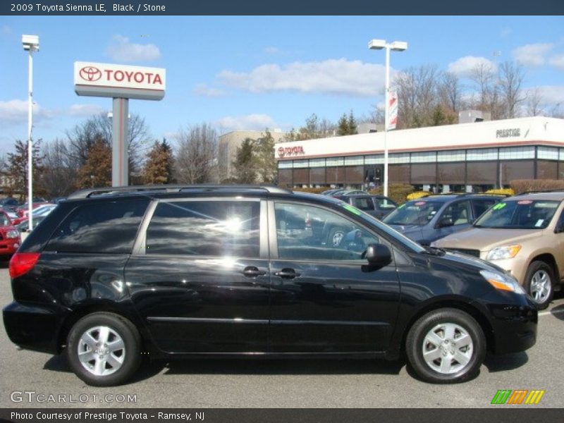 Black / Stone 2009 Toyota Sienna LE