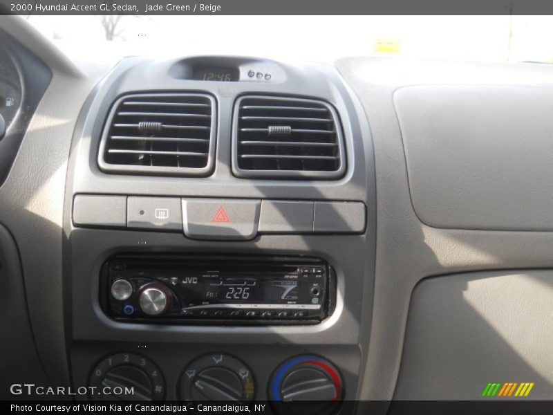 Jade Green / Beige 2000 Hyundai Accent GL Sedan