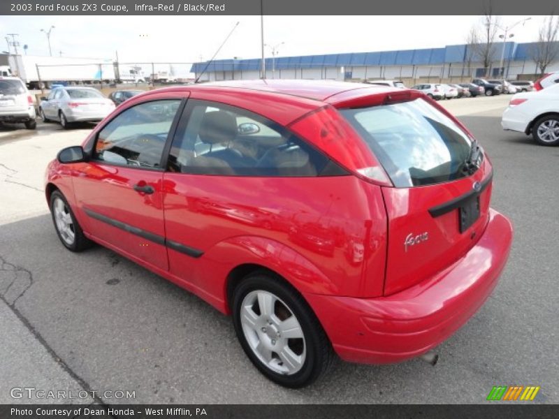 Infra-Red / Black/Red 2003 Ford Focus ZX3 Coupe