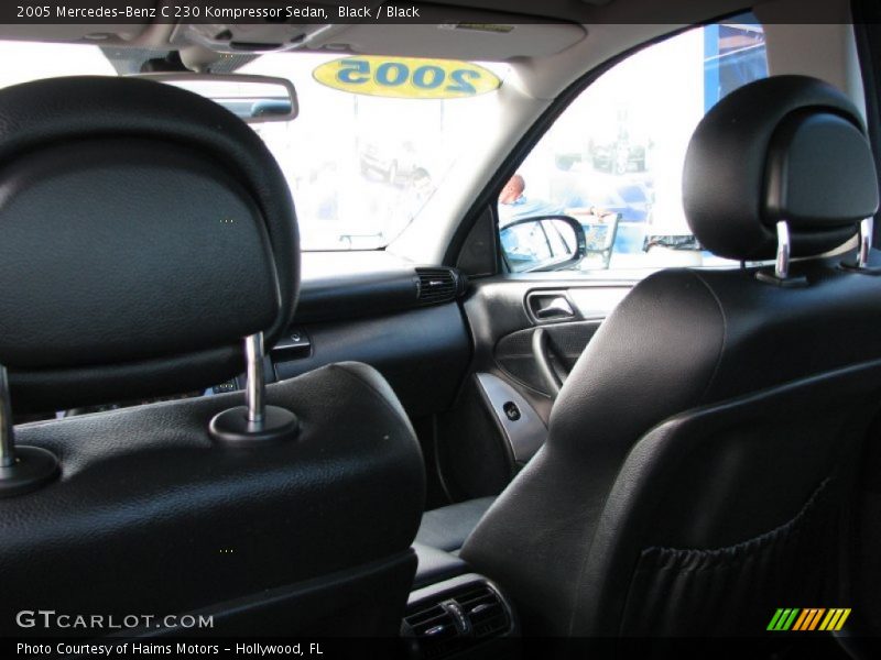 Black / Black 2005 Mercedes-Benz C 230 Kompressor Sedan