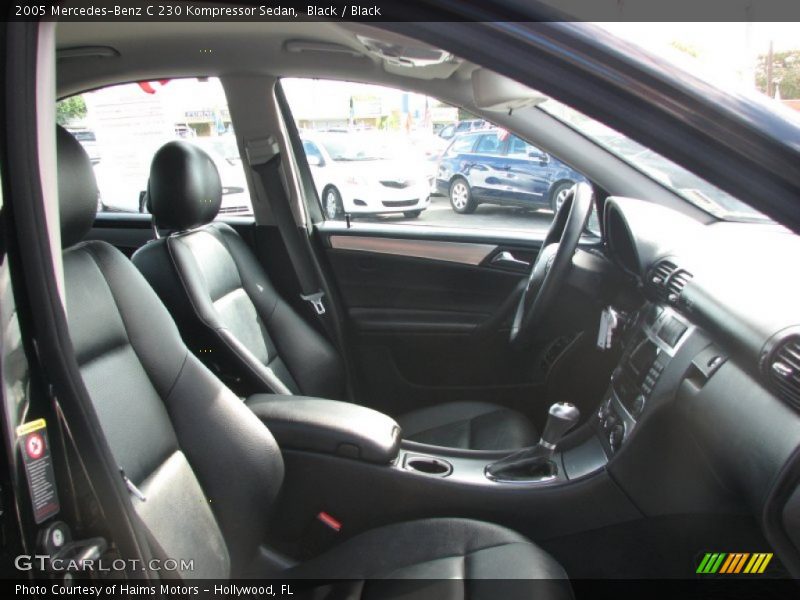 Black / Black 2005 Mercedes-Benz C 230 Kompressor Sedan